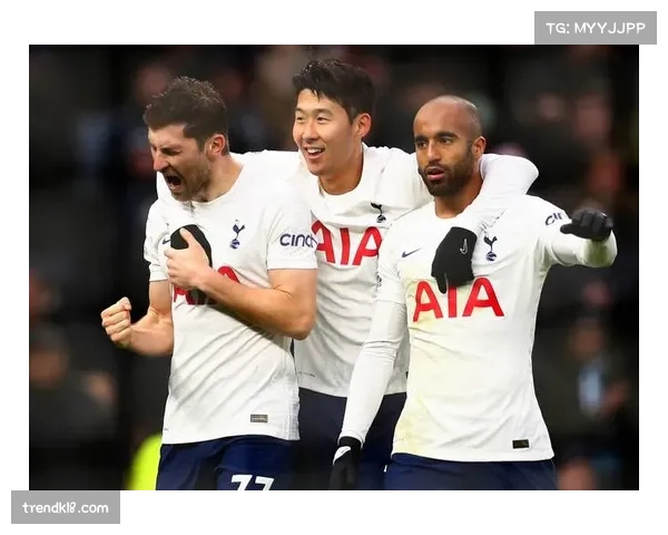 托特纳姆热刺对阵水晶宫 英超第29轮检验三中卫体系